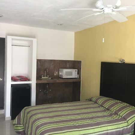 Hotel Don Bosco Zapopan Bagian luar foto