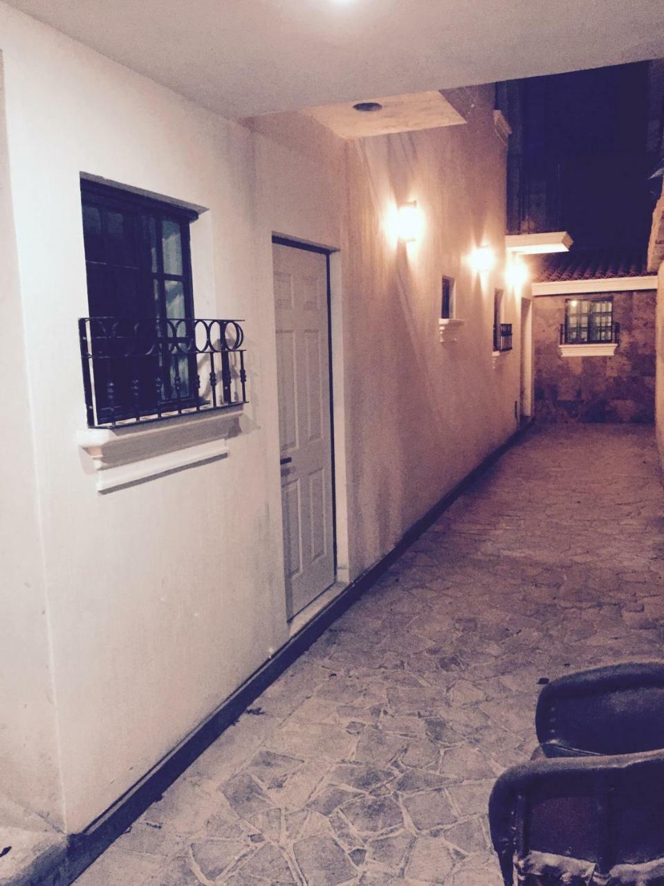 Hotel Don Bosco Zapopan Bagian luar foto